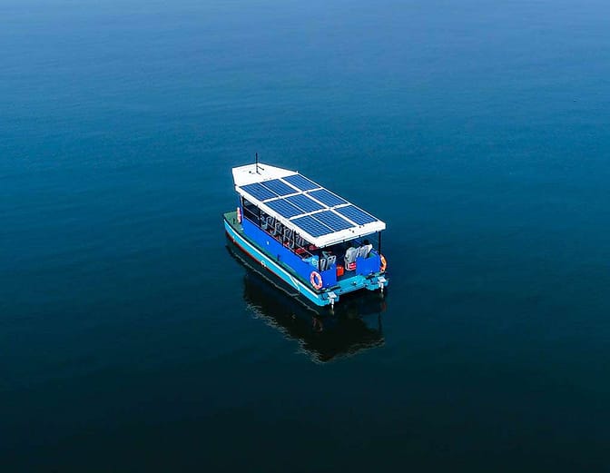 semi flexible solar panels for boats